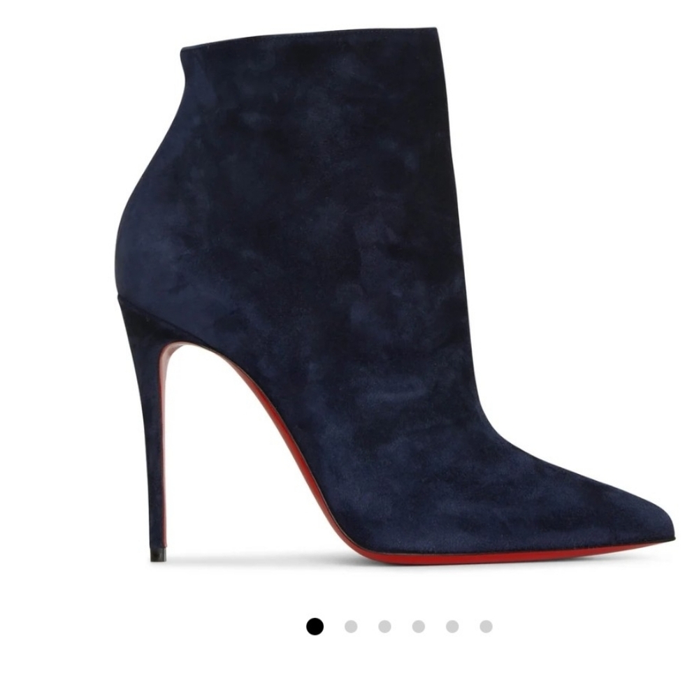 *Never Worn* CHRISTIAN LOUBOUTIN - So Kate Booty (Navy)